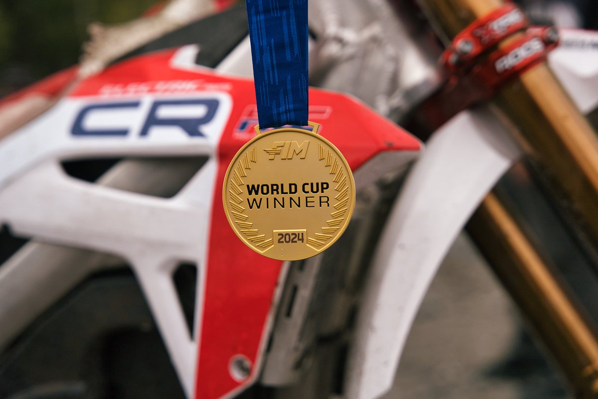 HondaJP_Live's tweet photo. FIM E-Xplorer World Cup 第4戦スイス大会のレポートを公開🆙
👉https://t.co/i7fVYiNI9M
Team HRCのトーシャ・シャレイナ選手が個人成績でチャンピオンに輝きました👑
チームメートのフランチェスカ・ノチェラ選手も、女子部門2位でシーズンを終えました🥈
#FIMEXplorer #HRC #HondaRacing #ホンダモースポ #RacingUpgraded