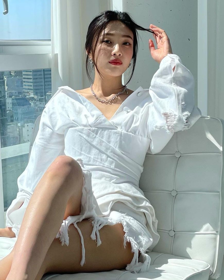 joypics's tweet photo. i'm losing my mind joy https://t.co/4TPF1Wg5MY