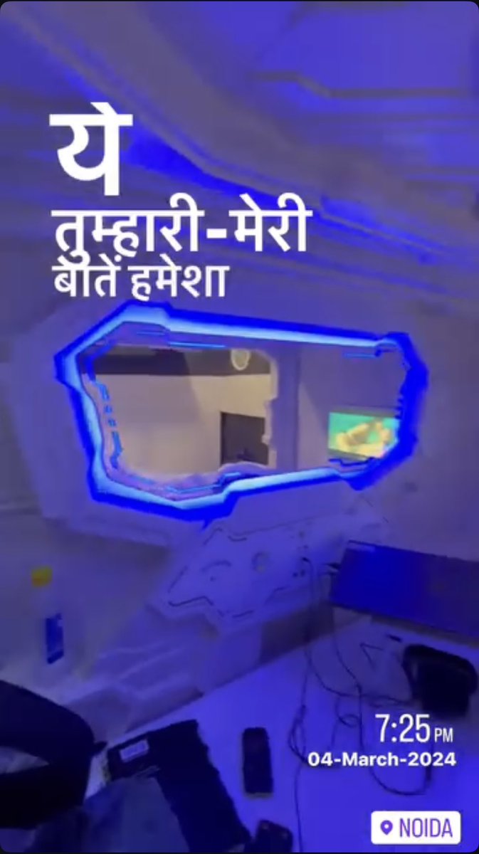 sumit_raised's tweet photo. @kishanbhd123 @Somya_Crazy Yes. That’s exactly where I’ve stayed. It was NAPTAPGO at Noida. Pod style stays for working bees to find a social life outside of corporate world. It was cool. Met quite a people. Still in touch with one from Reva. https://t.co/wLapZYXMTo