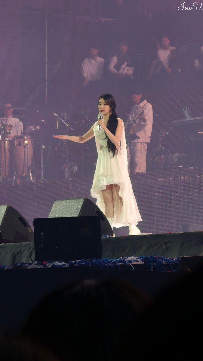 __InvU's tweet image. 240922 IU HEREH WORLD TOUR CONCERT ENCORE - THE WINNING Day 2

#아이유 #IU #아이유콘서트 #THE_WINNING #HEREH_ENCORE