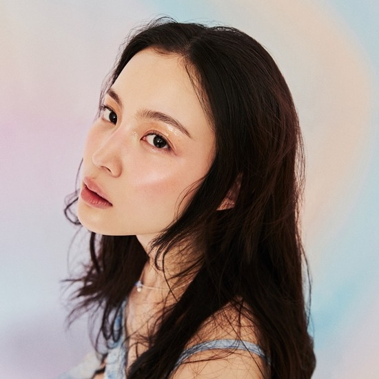 #LeeHi signed an exclusive contract with duover.

Joining Gray, Code Kunst, WooWonJae which also serve as the co-CEO of the company.

m.entertain.naver.com/now/article/11…
#KoreanUpdates VF