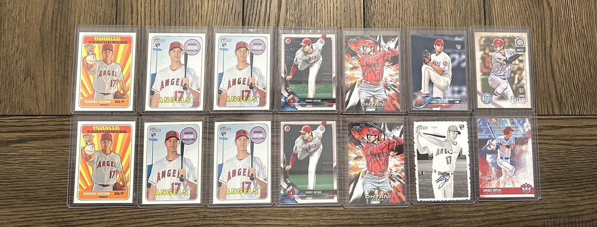 phanatic22's tweet photo. Should I get these graded? @CardPurchaser https://t.co/oAgc82XUWg