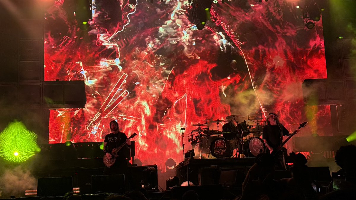 testa_dnr's tweet photo. Slayer is Slayer
余計なMCは無し、俺たちがいつ解散したたんだ？
と言わんばかりのいつもの「スレイヤー」

ありがとう....スレイヤーありがとう....😭😭😭 https://t.co/FtY1WEnqql
