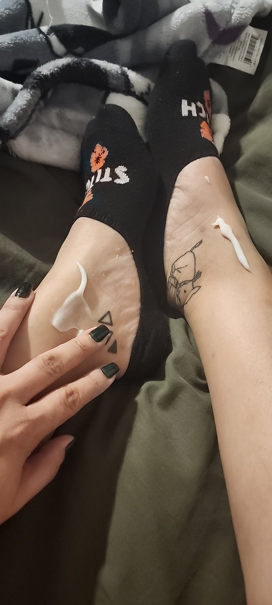 GoddessTrixie24's tweet photo. Goodnight 😴 

https://t.co/yWL5XvukdM

paypig findom goddess brat domme worship drain whalesub humanatm footfetish footqueen cutetoes feetfinder feetworship https://t.co/vNLBLoR5zg