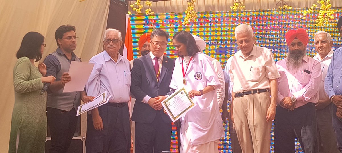 NehaDieticion's tweet image. " 86 anniversary of dr.kotnis acupuncture hospital ludhiana" fabulous Programe attended and meeting with knowledgeable personalities....😊#freecamp#programe #feelinggreatful