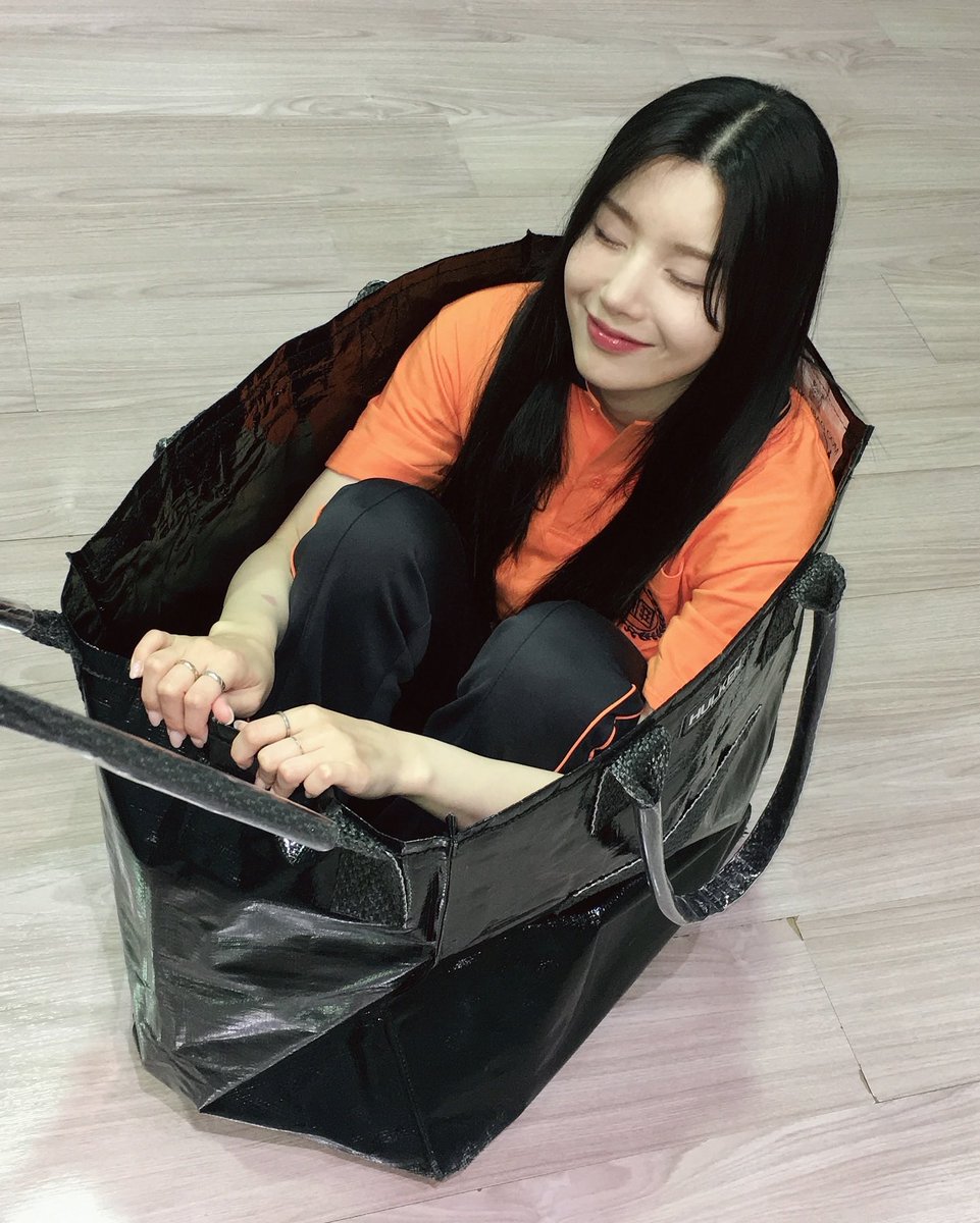 E927_'s tweet photo. https://t.co/ZFKT8Yl7OP