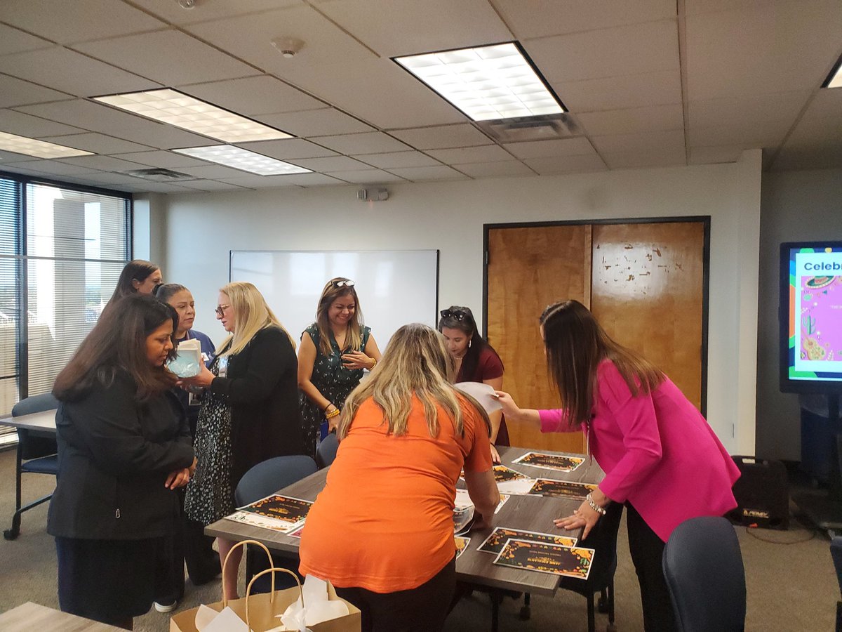 Rosa Elva Hernandez tweet media