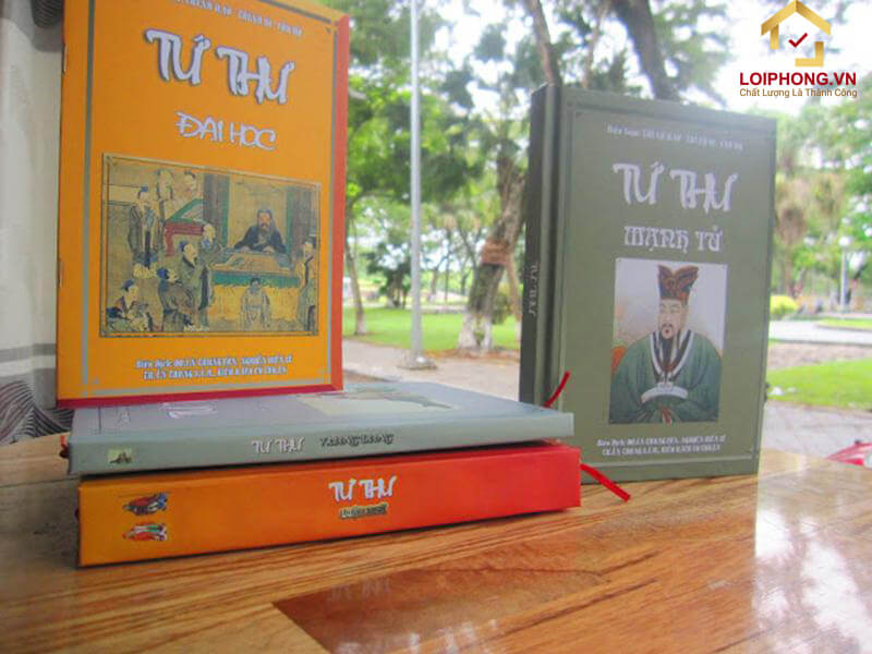 tho_loi's tweet photo. Tứ Thư Ngũ Kinh là 9 tác phẩm kinh điển của văn hóa Trung Quốc, là nền tảng quan trọng của tư tưởng Nho học. 
https://t.co/FeWubDelI5 https://t.co/zPz5znfYEn