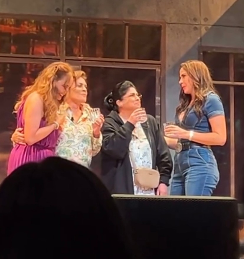 SofiCr30's tweet photo. Unas reinas 🥹

Amo verla divertirse 😭💗 https://t.co/JE1YfimSAW