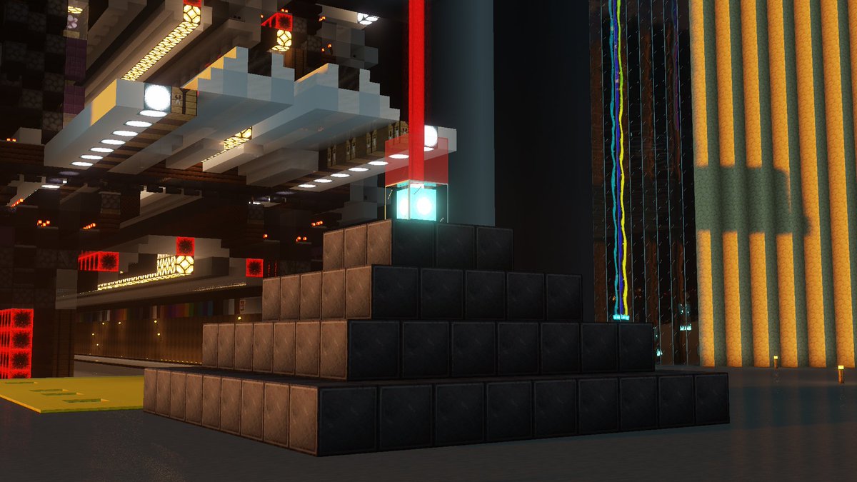 ProjectCBW's tweet photo. ネザー64x64チャンク堀りで集めた古代の残骸で作ったネザーライトビコーンです。
#Minecraft #ProjectCBW https://t.co/B9S3iROQYM