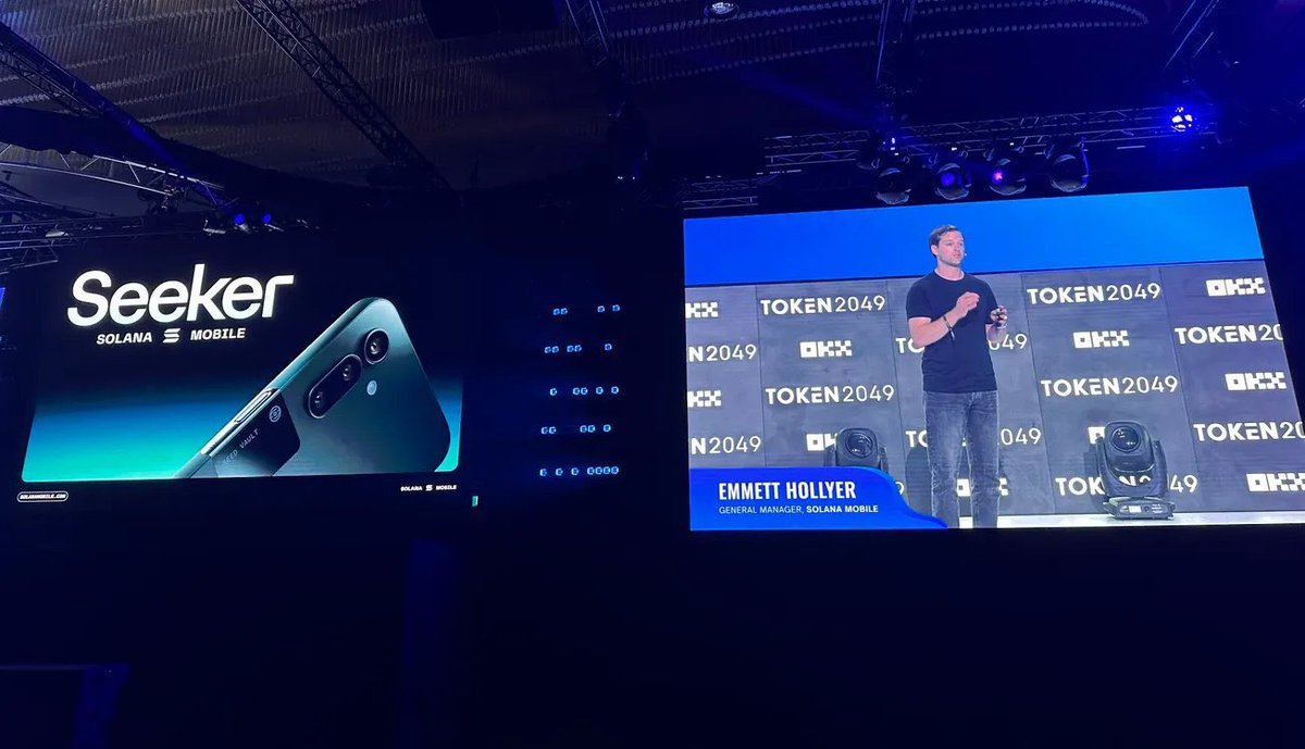 Realcrypt0moses's tweet image. 💥 $SOL price surged over 8% after the Seeker announcement, now trading at $140! 📈 Could this new tech fuel an even bigger breakout? #Token2049  
#SolanaSeeker