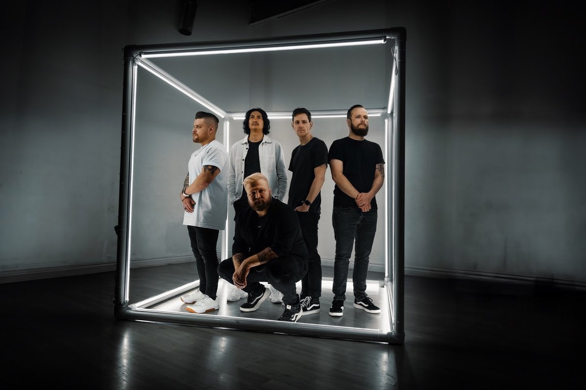 INSANEBLOG1's tweet image. HOSTILE ARRAY "Unfiltered" Take on Trauma & Growth With New Single/EP
insaneblog.net/2024/09/hostil… #metalcore