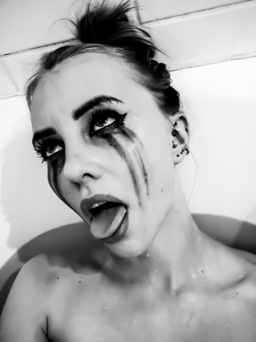 AikasSecret's tweet photo. "Stop Feeling Sorry For Me And Fuck My Throat Harder!'🤤 https://t.co/kCsp8SmeQ7