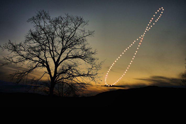 N008R31GN's tweet photo. Know that #mysterious #wobble?

Consider the notion that it’s caused by the sun’s long-lost, dwarven sibling, a mass of #hydrogen incapable of #fission.

Visualize the wilderness of that orbit, a lonely road relative to rest of this solar system.
⏰
#stars #pair #binary #infinity https://t.co/ie9wbiyFCU