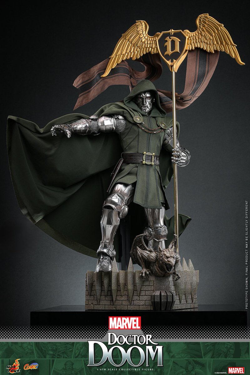 preterniadotcom's tweet photo. Hot Toys Marvel Comics 1/6 Scale Doctor Doom. https://t.co/MsWKFcGpXy