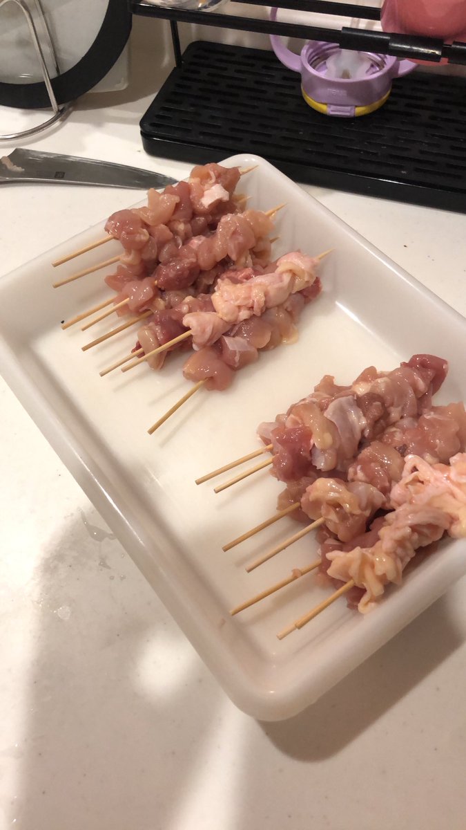 124hsm's tweet photo. ちゃんと平日の為にも動いたよ！！
サボってる���けではなあい！！
自宅焼き鳥用の肉。 https://t.co/a7SAn39KGI