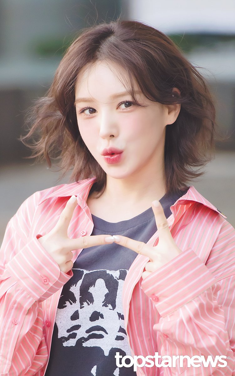 wenddly's tweet photo. Today's look for Youngstreet! 🩷 https://t.co/b2qE8KP7hp