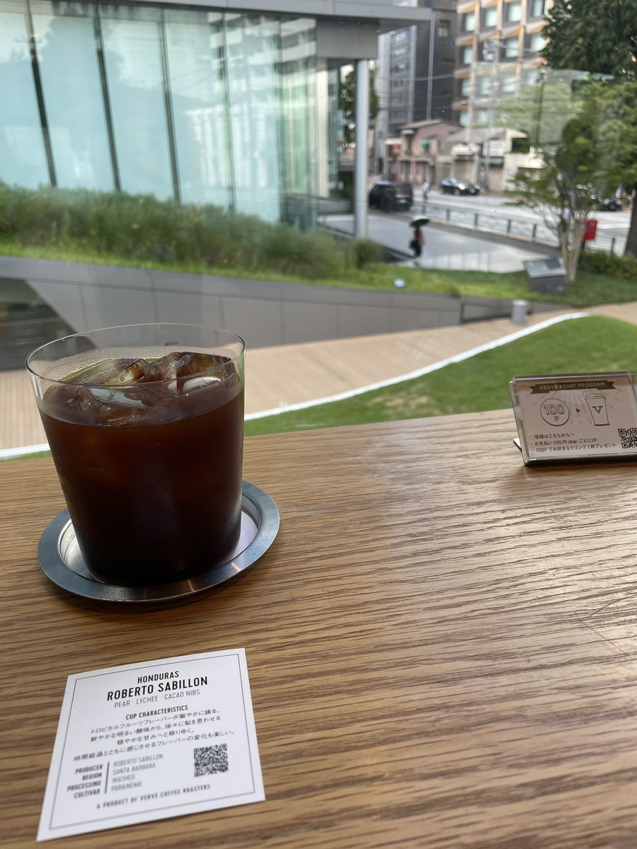 AsaeKao's tweet photo. こんばんは！本日出勤してます✨
ラストオーダーは25時です🙋‍♀️

最近更新サボってましたが、出勤してます笑
この数日はたくさん事前予約を頂きました。
本当にみなさま有難う御座います！☺️✨
今日も1日頑張ります💪

写真は六本木にあるVERVE COFFEE ROASTERSさんです♪ https://t.co/tkItKkhYdp