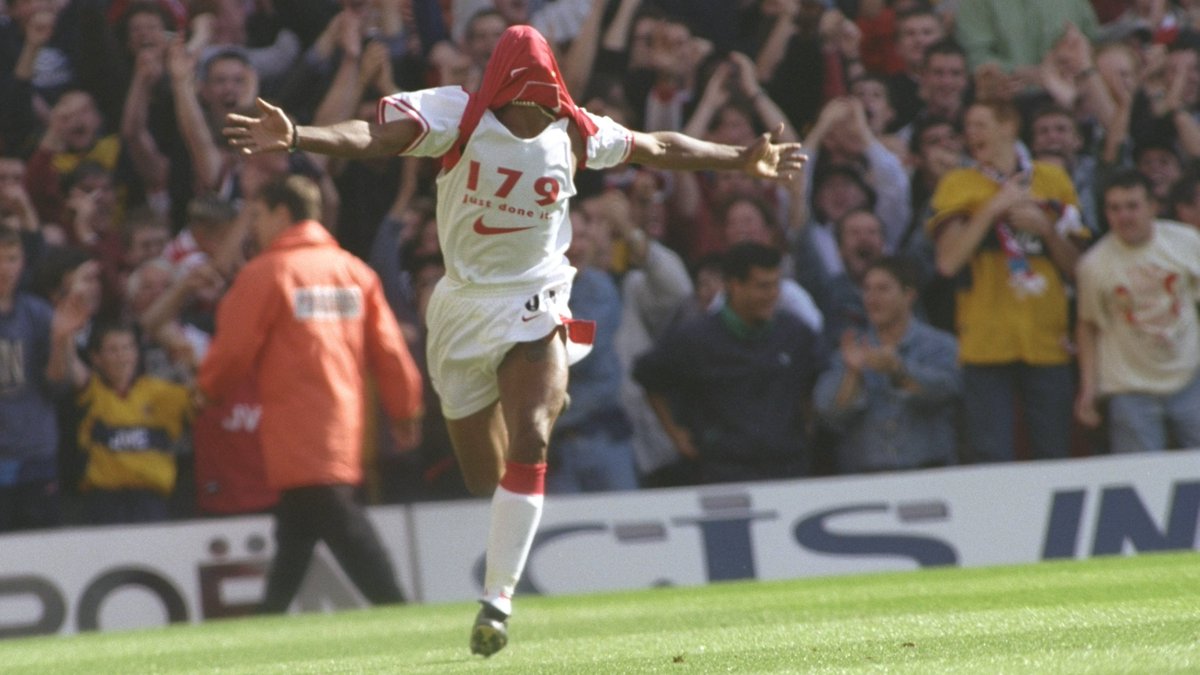 Arsenal's tweet photo. 🗓️ Ian Wright signed for The Arsenal on this day in 1991...

And the rest is history 🤩 https://t.co/EAt8bIzvQQ