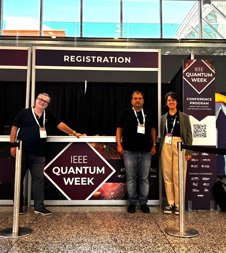 e4company's tweet photo. It was a busy week at Quantum Week 2024 for our colleagues of #E4ComputerEngineering.In the various workshops, the focus of HPC and QC, algorithms and trend were discussed. In the keynotes, the roadmaps of the US and Canadian laboratories on the adoption of QC were shown.#QCE2024 https://t.co/5g25XfbQkT