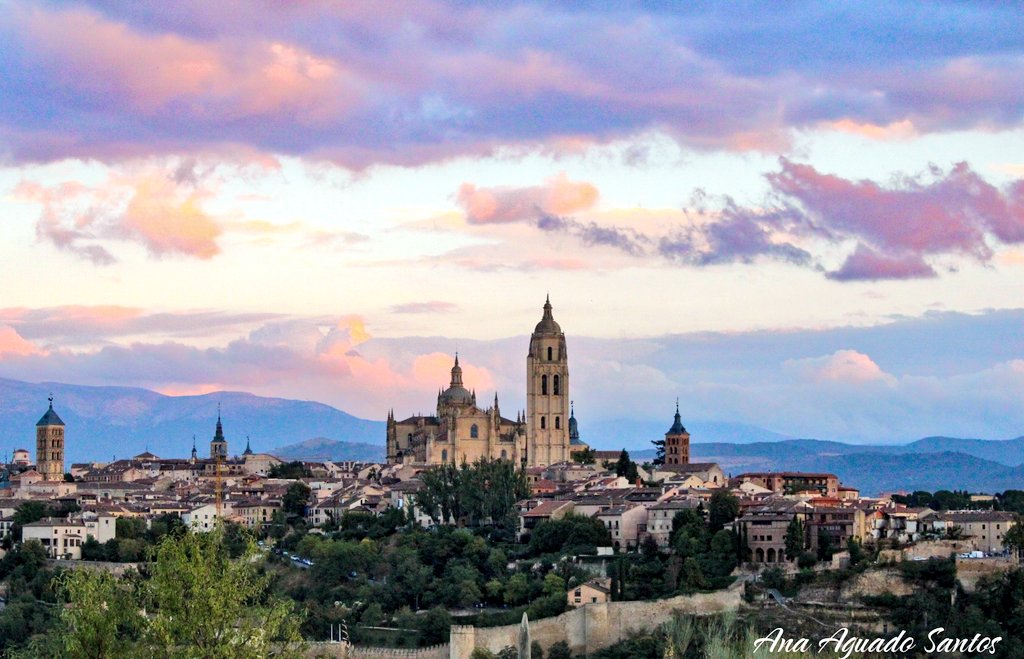 AniitaTKD's tweet photo. La ciudad más bonita del mundo 🏰 https://t.co/5XqwRvWQa9