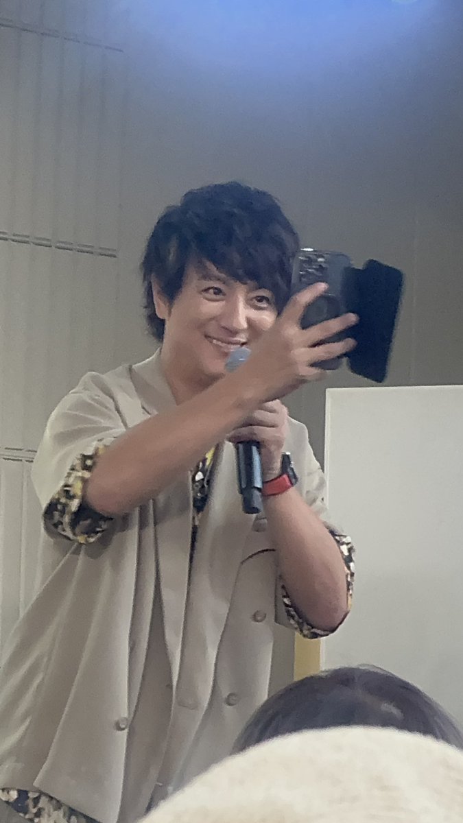 3日間幸せだったなー
推しが居てくれるだけでこんなに幸せ感じれるのマジでありがたいなー☺️🌻
明日からの地獄は考えないように、幸せかみしめて帰ろう🥺
(写真撮るの下手だわー😂)

#遊助リリイベ
#あべのキューズモール