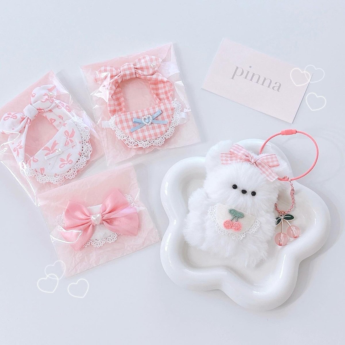 ぬい服＆モールドール 金曜21:00出品します🎀ぜひご覧いただけると嬉しいです🫧

ハンドメイド skzoo BbokAri ポガリ ぬい活 ぬい撮り スキズ stay StrayKids