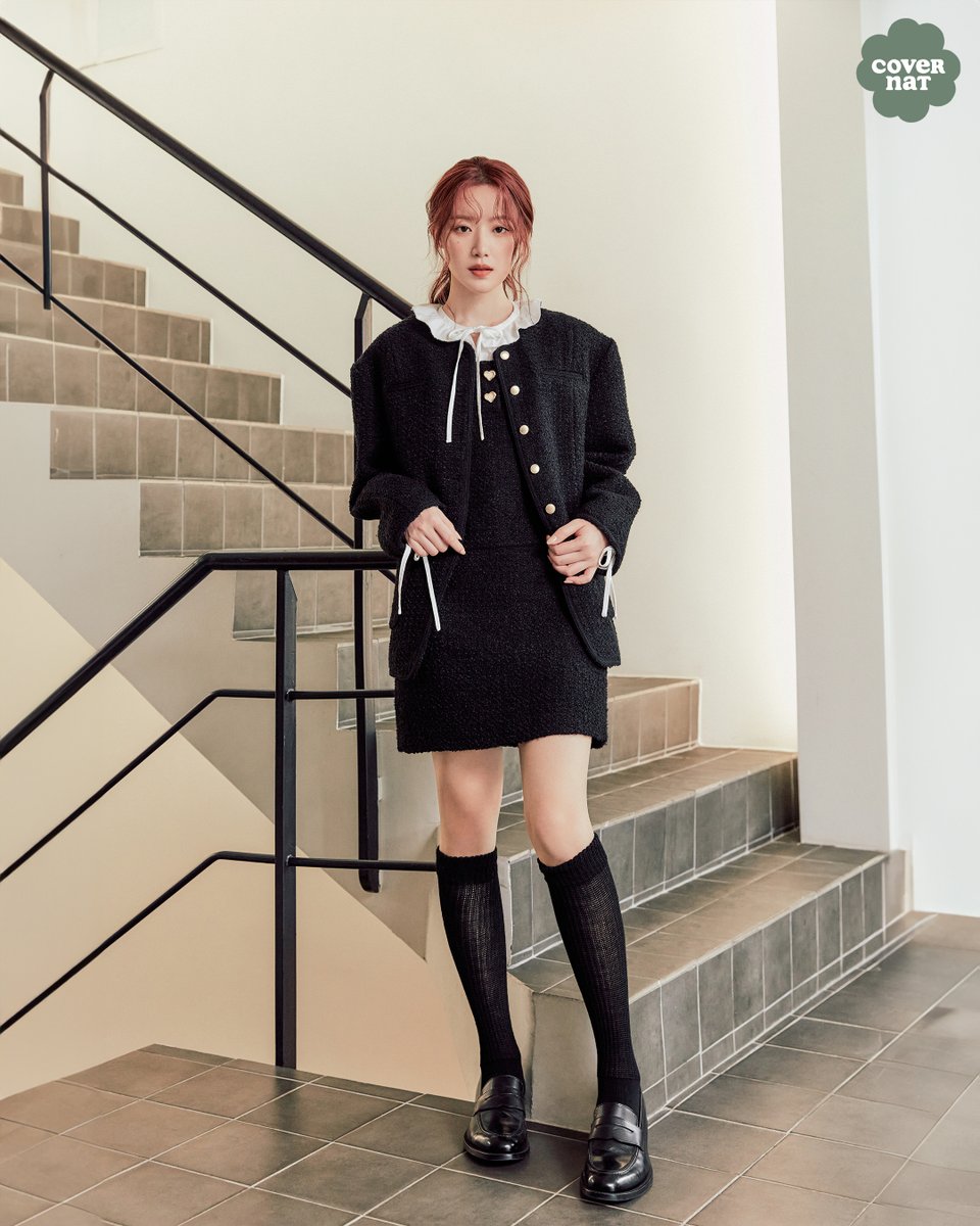 covernatmag's tweet photo. 24‘ FALL🖤
COVERNAT WOMAN with SHUHUA

• (W) WOOL TWEED HALF JACKET
• (W) TWEED LAYERED MINI DRESS
• (W) PIN-TUCK COTTON BLOUSE

▷슈화와 함께한 24 FALL 룩북 바로가기 : https://t.co/IWljJb68lw

#커버낫우먼 #슈화 #SHUHUA #COVERNATWOMAN https://t.co/VSuyhKZzos