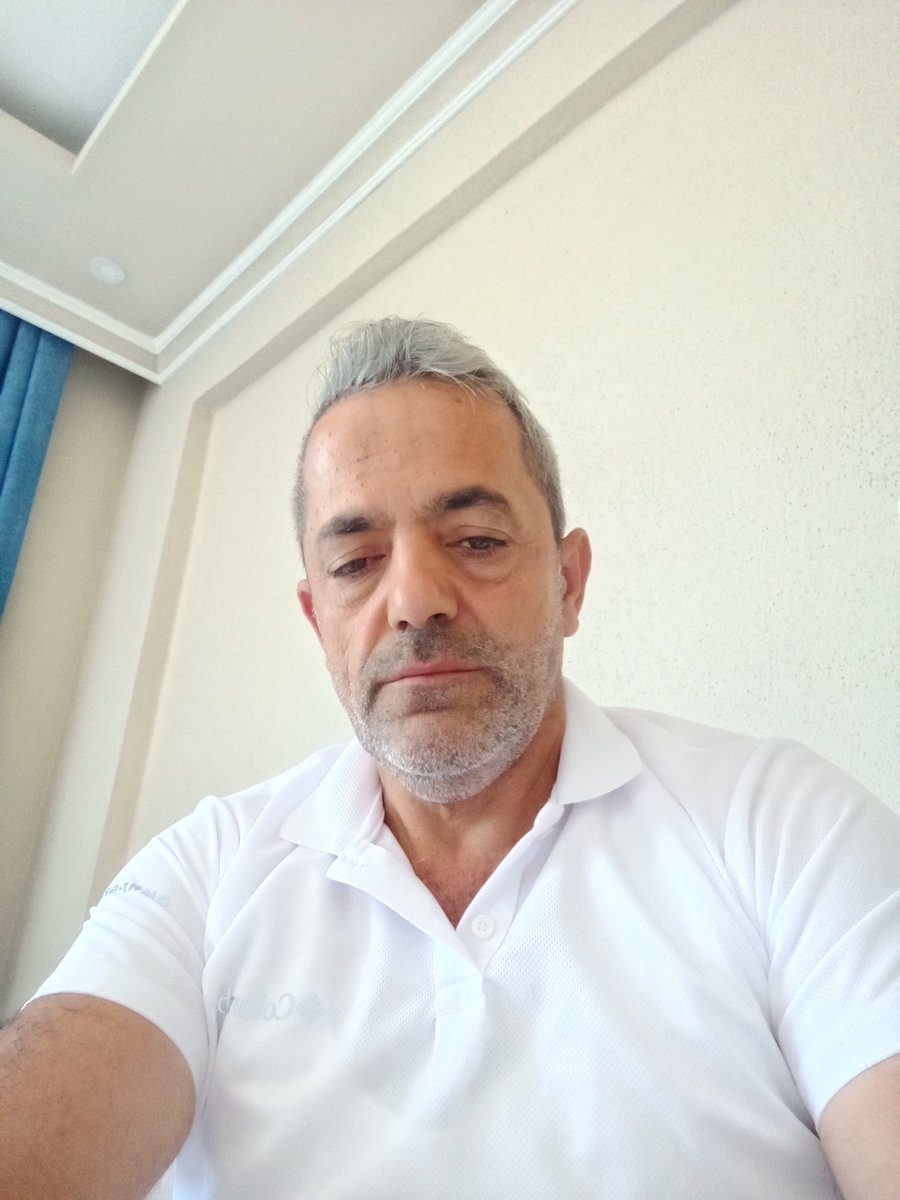 Slmlar saygılar sunarım burada olmamın sebebi gizlilik çerçevesinde görüşmek isteyen bayan arkadaş arıyorum bayan lar araya bilirsiniz alet büyük ve kalın doyurucu tel gizli noya açık 0532 689 24 00