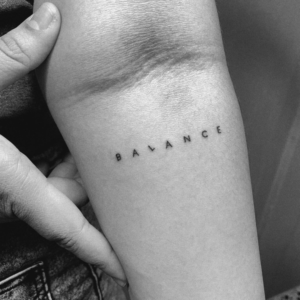 “ B A L A N C E “
@13_ixk 

#ช่างสักสุพรรณบุรี #tattoo #ช่างสัก #สักลาย #tattooblackwork #tattooblackandgrey #blackwork #สักลายขาวดำ #tattooart #ครีเอเตอร์มือใหม่