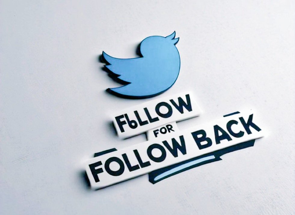 Everyone who wants to get blue tick (mainly acc less than 2k followers)  help each other to get 2k followers!!  

Mention your ID ✅
RT ✅