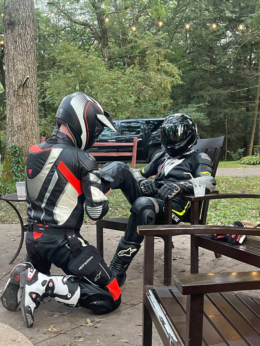 Getting my feet massaged by biker <a href="/GoGetEmSpanner/">SpannerDog</a>