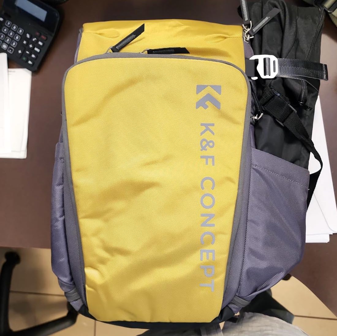 Ashleyroy330's tweet image. Unboxing backpack📷The K&amp;amp;F Concept Camera Alpha Backpack is the ultimate choice for photographers on outdoor shoots! With a suspended 16-inch compartment, your laptop and gear are fully protected, no matter the adventure！ 
#kfconcept #photography #camerabackpack #photographygear