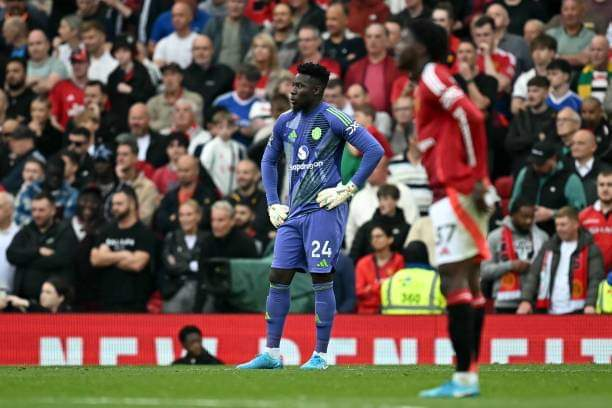 kit_geek's tweet photo. #KitStat - 4⃣
Manchester United have worn 4 different Goalkeeper Kits in their opening 5 games of Premier League Season https://t.co/yXllaMlOq7