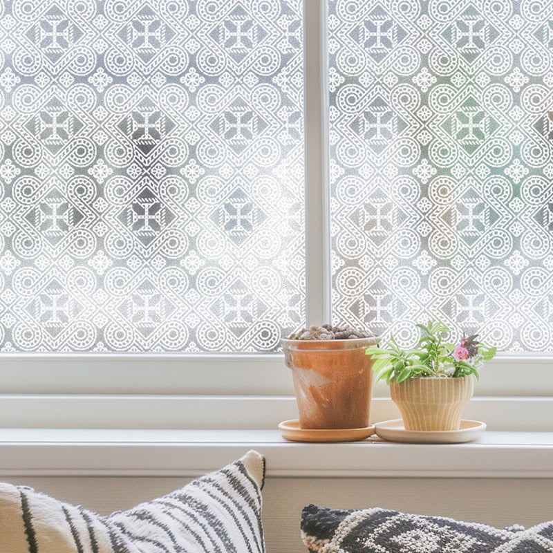 Fancyfix16015's tweet image. 🩵 Bohemian Lace Decorative Window Film🩵
The transparent design, adorned with intricate white lace patterns, brings a touch of vintage charm and sophistication to any space. #Fancyfix #HomeInspiration #InteriorDesign #DIYHome  #windowfilm
check the link:  fancyfix.shop/products/bohem…