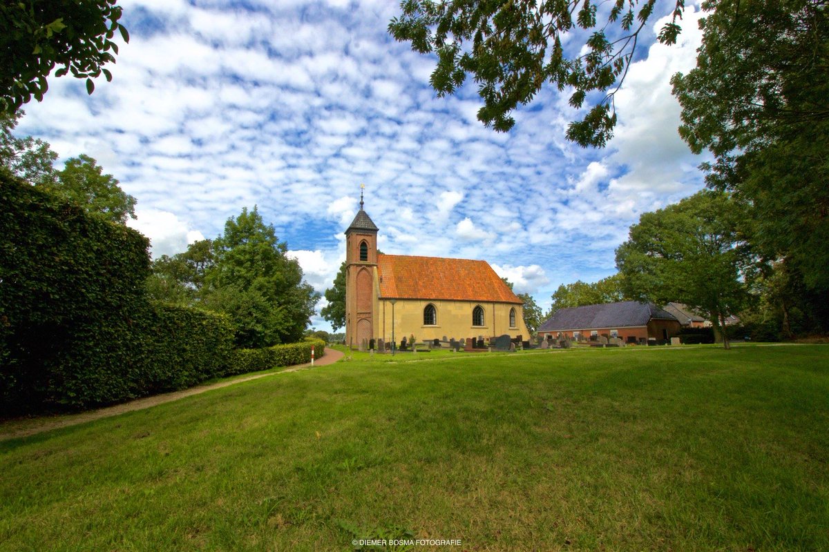 Mooigrunnen's tweet photo. De Kerk van Dorkwerd, een parel in het Groningse landschap.
.
#mooigrunnen #mooigrunneninbeeld #dorkwerd #daspasgrunnen https://t.co/BnFPhzOQ84