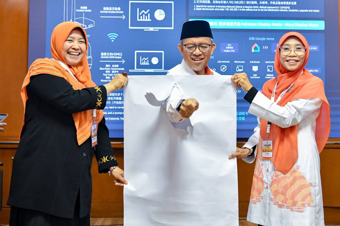 Plh Presiden PKS Dukung Gerakan Nasional Perempuan Memilih

"Gerakan ini, insya Allah, mampu mengajak pemilih perempuan dan keluarga menggunakan hak pilihnya untuk memilih kandidat yang memiliki perhatian pada ketahanan keluarga," ~<a href="/aheryawan/">Ahmad Heryawan</a>

buff.ly/3XxIJkB
