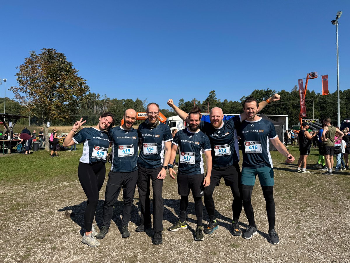 Vorgestern haben einige unserer Mitarbeiter am Runterra in Zirndorf teilgenommen! Auf der 7 km langen Strecke galt es, rund 40 Hindernisse zu überwinden.  Wir sind stolz auf unser sportliches Team, das in verschiedensten Sportgruppen aktiv ist. 😊