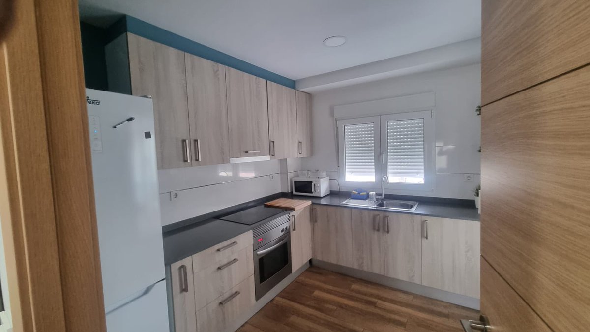 caro_aguilera_'s tweet photo. 🏠Buscamos compañera de piso
📍Zona Vista Alegre, Murcia 
Junto a la parada Abenarabi y a 10 minutos de la circular.
💰300+gastos
ℹ️Para más información: @caroaguiera_
#queydondeestudiar 
#umu
#murcia 
#pisosmurcia https://t.co/sdMOHEmv5a