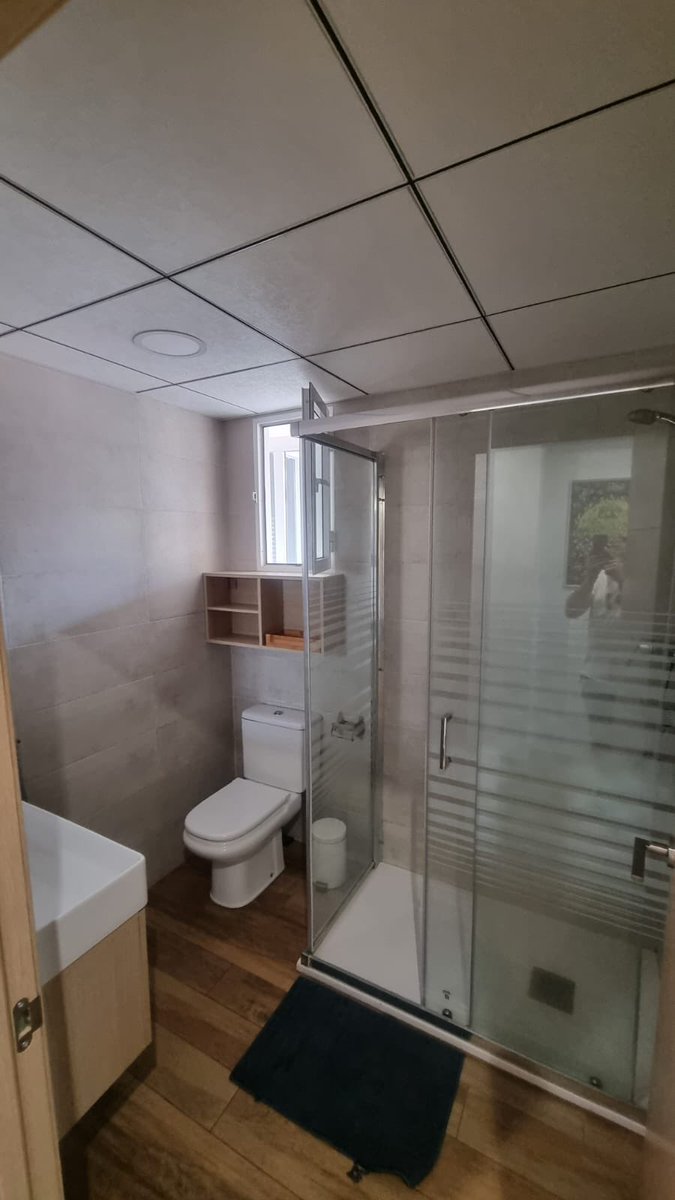 caro_aguilera_'s tweet photo. 🏠Buscamos compañera de piso
📍Zona Vista Alegre, Murcia 
Junto a la parada Abenarabi y a 10 minutos de la circular.
💰300+gastos
ℹ️Para más información: @caroaguiera_
#queydondeestudiar 
#umu
#murcia 
#pisosmurcia https://t.co/sdMOHEmv5a