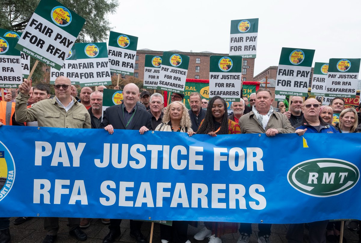 RMT took the campaign against low pay at the Royal Fleet Auxiliary to the Labour Party conference meeting in Liverpool, yesterday.
#LabourConference24 #FairPay4RFA 
x.com/RMTunion/statu…