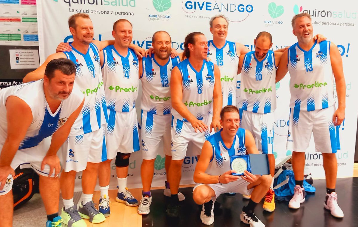 frozenchest4's tweet photo. @giveandgosport @quironsalud Buenos días, Mario Squad quedaron 3os de esa categoría. Alcoy City fuimos los 2os.  Saludos https://t.co/c5KTtLMIP9