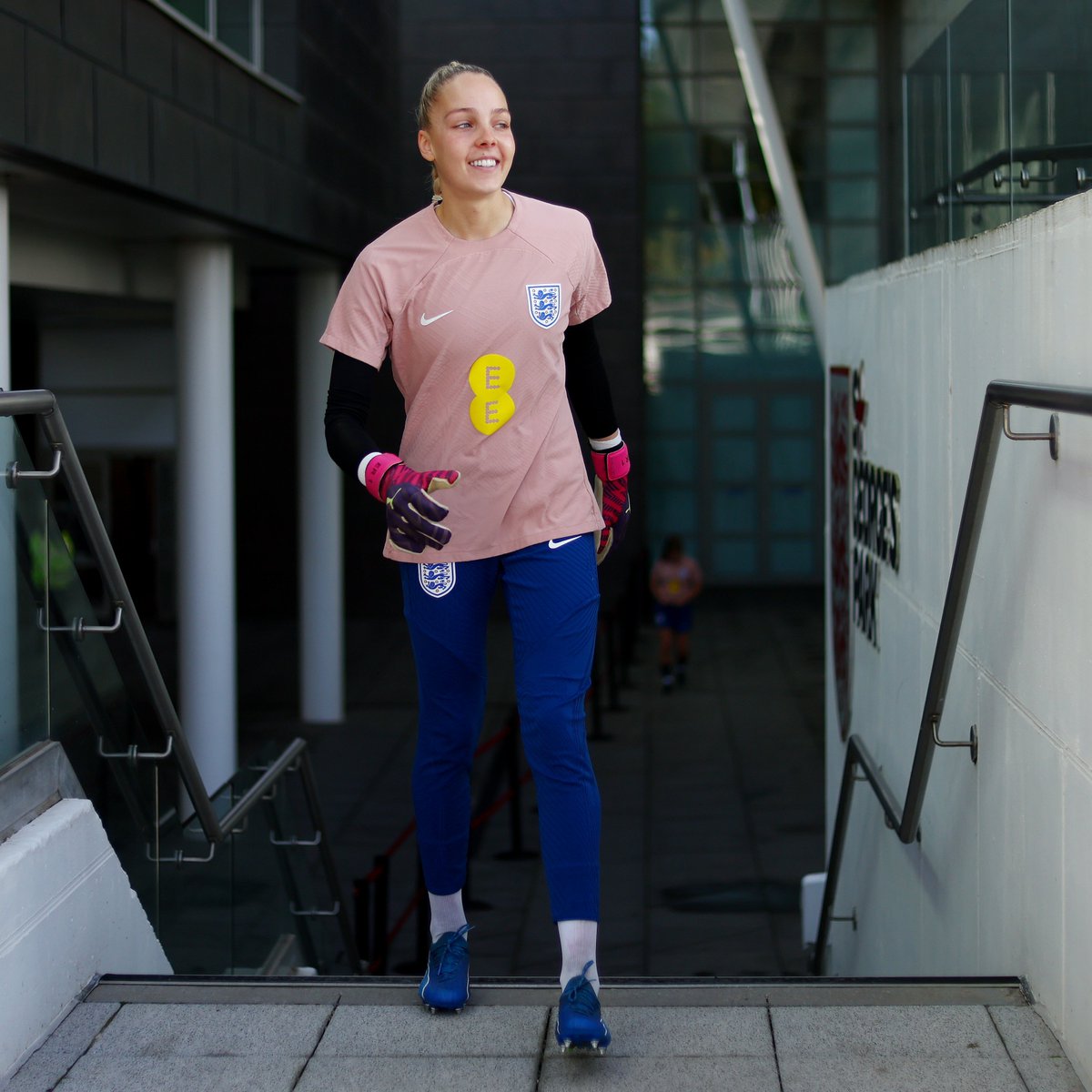 Happy birthday, <a href="/ellieroebuck/">Ellie Roebuck</a>! 🎉