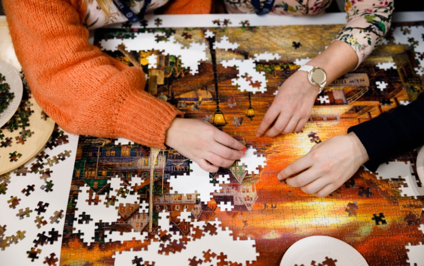 Kirjasto-, arkisto- tai museoalan ammattilainen, anna palautetta palveluistamme! ✍️

Kyselyssä pyydämme arvioimaan mm. seuraavia palveluita: Finna, Finto, Melinda, Koha ja E-kirjasto.

👉 Kyselyyn: fi.surveymonkey.com/r/kansalliskir…

👉 Lue lisää: kansalliskirjasto.fi/fi/uutiset/val…