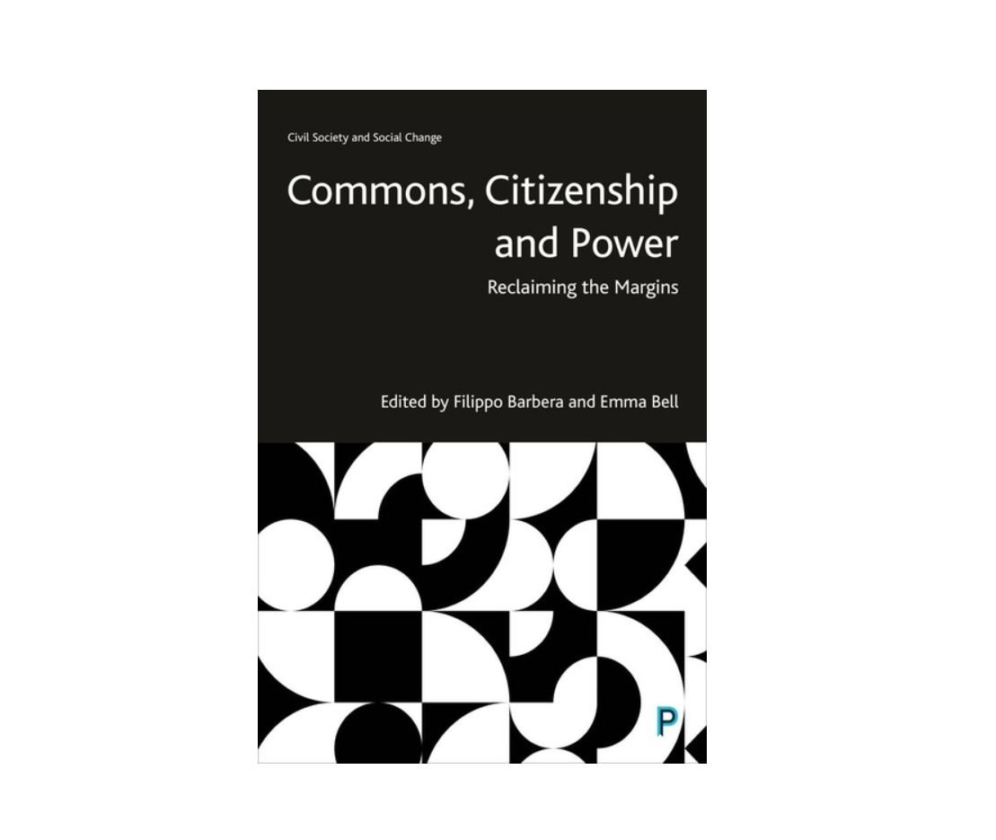 FilBarbera's tweet image. Nuovo libro... 

Per Policy Press (Bristol): Commons, Citizenship and Power: Reclaiming the Margins.

Il "populismo" nei luoghi che non contano (i margini) può celare una richiesta di democrazia. Bollare come "populista" il voto dei "margini" nasconde il fallimento delle élite.