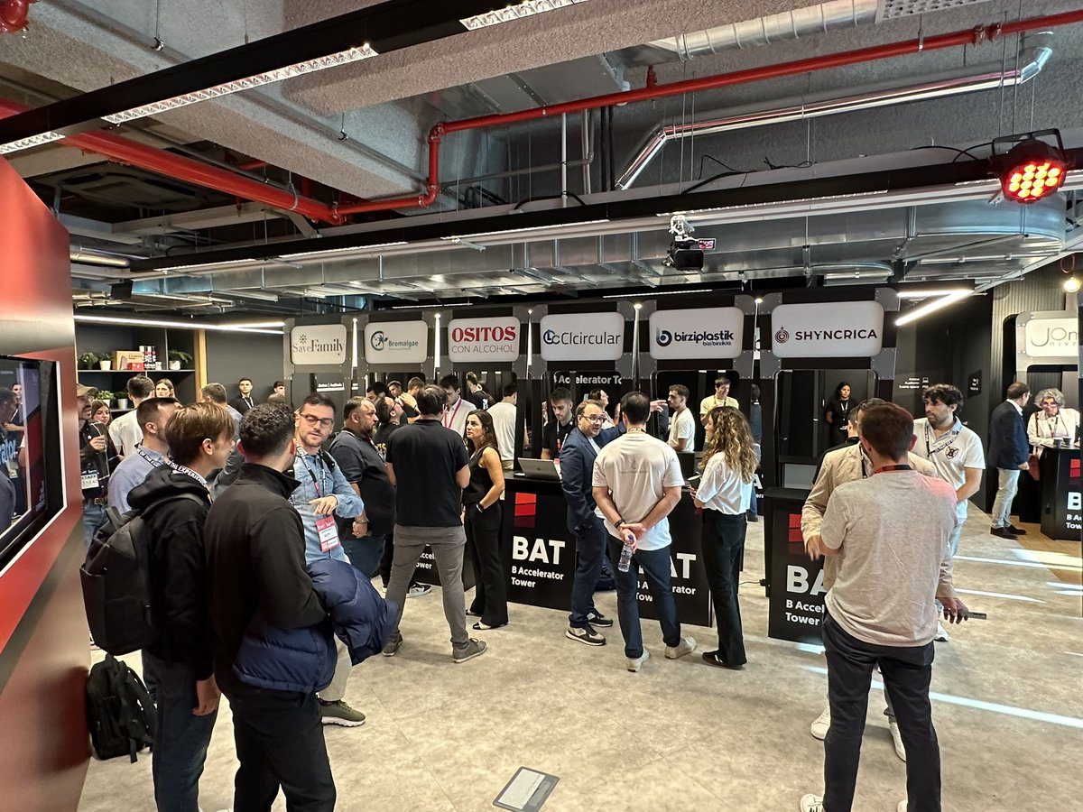 BAT_Tower's tweet photo. 🚩3, 2, 1... Welcome to #BAccelerationWeek!
We start a unique experience in the world of entrepreneurship and innovation.
Get ready to learn, connect and discover new opportunities.
🚀The future is here, and it starts now! https://t.co/NCu3dtzkvt
