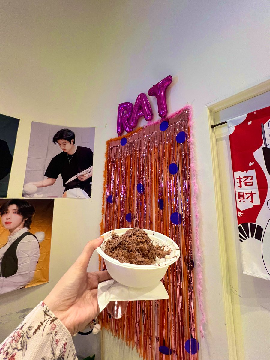 i_x_na's tweet photo. love the event 🥰. thankyou for all freebies  #HanLixMin_theBratzAreBack https://t.co/3Y95i0tHPe