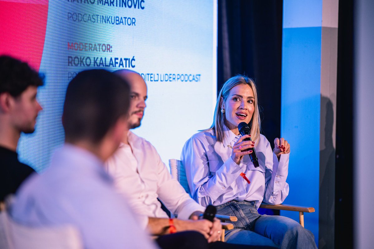 Weekend Media Festival tweet media