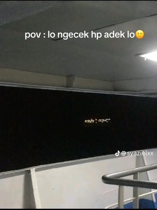 Adeknya siapa ini bjir? Defenisi cowok mahal sejak dini😭

- A Thread —