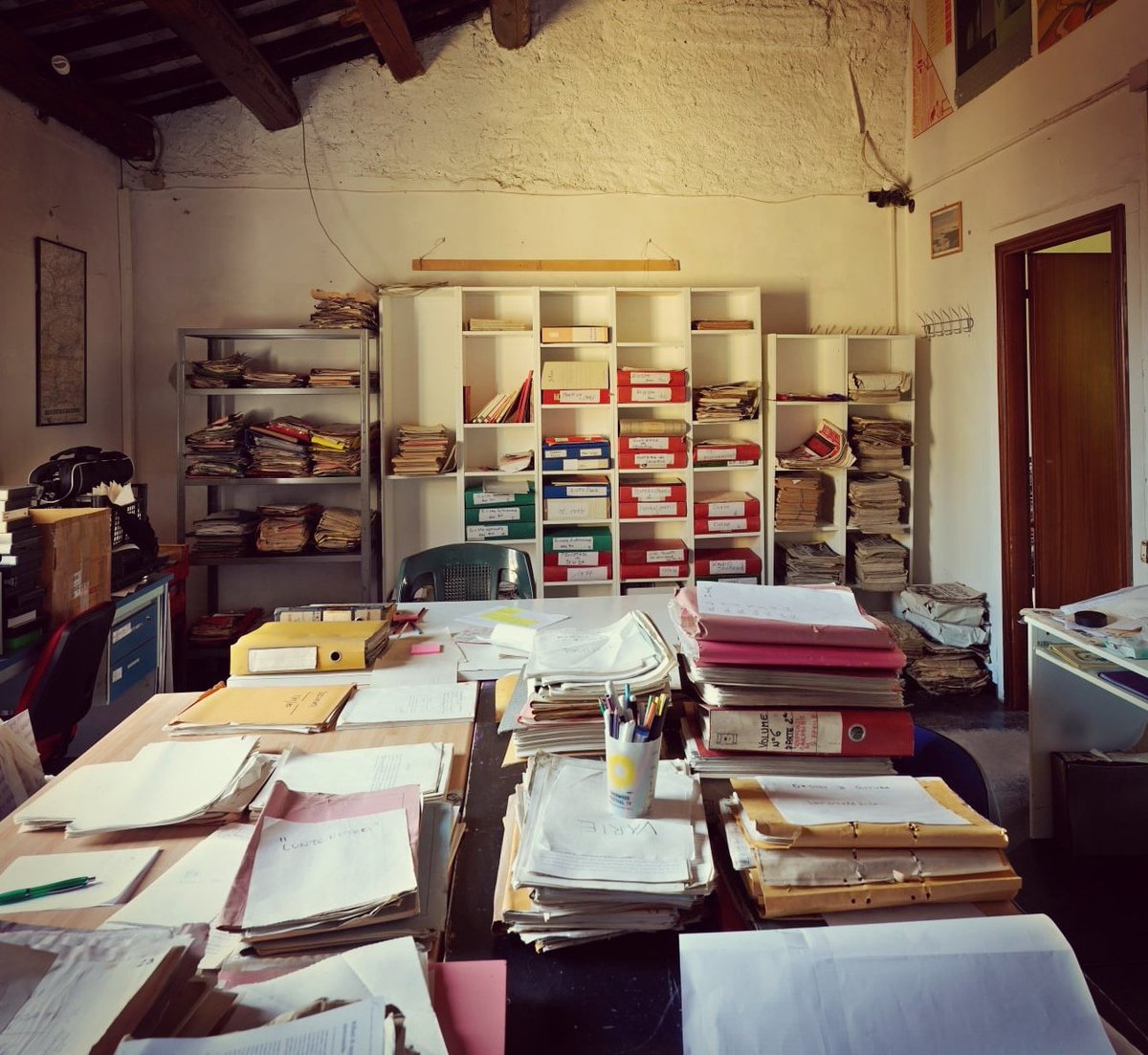 La rubrica #ossario su <a href="/lautoradio/">Lautoradio</a> ripartirà con un'intervista a Davide Drago di <a href="/SherwoodPadova/">Sherwood</a> sull' #archivio Centro Studi e Documentazione Open Memory

(foto di Davide)